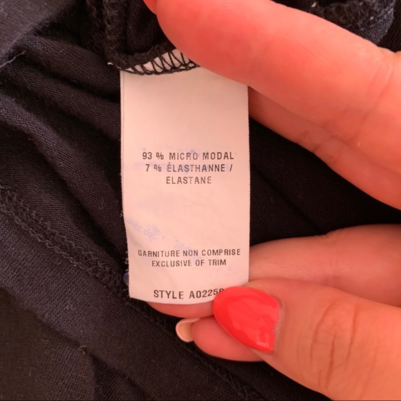 Jacob - black, flowy tank top - Picture 6 of 6